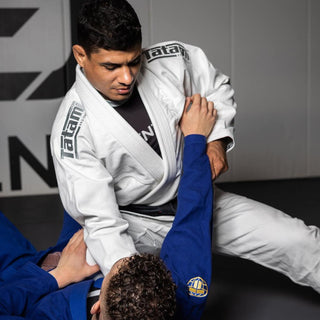 BJJ Gi Tatami Fightwear Estilo Black Label bianco-grigio