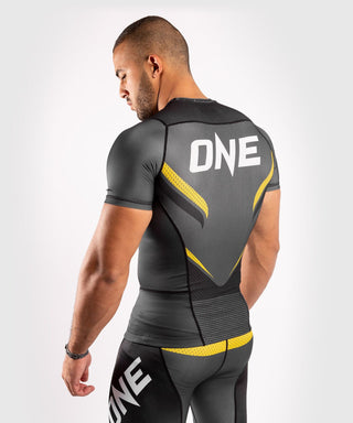 Rashguard Venum One FC Impact maniche corte